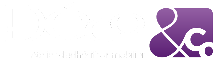Agence de communication en Vendée, logo adhésif pour mobilier